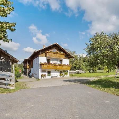 Farmhouse In Neukirchen Near Heiligen Blut Neukirchen beim Heiligen Blut Extérieur photo
