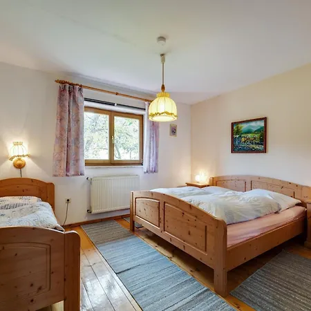 Farmhouse apartment in Neukirchen near Heiligen Blut Neukirchen beim Heiligen Blut Buitenkant foto