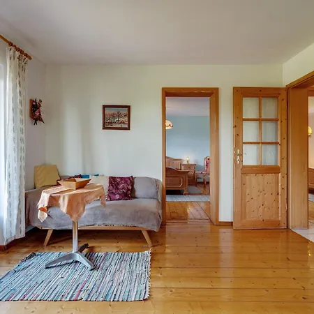 Farmhouse apartment in Neukirchen near Heiligen Blut Neukirchen beim Heiligen Blut Buitenkant foto